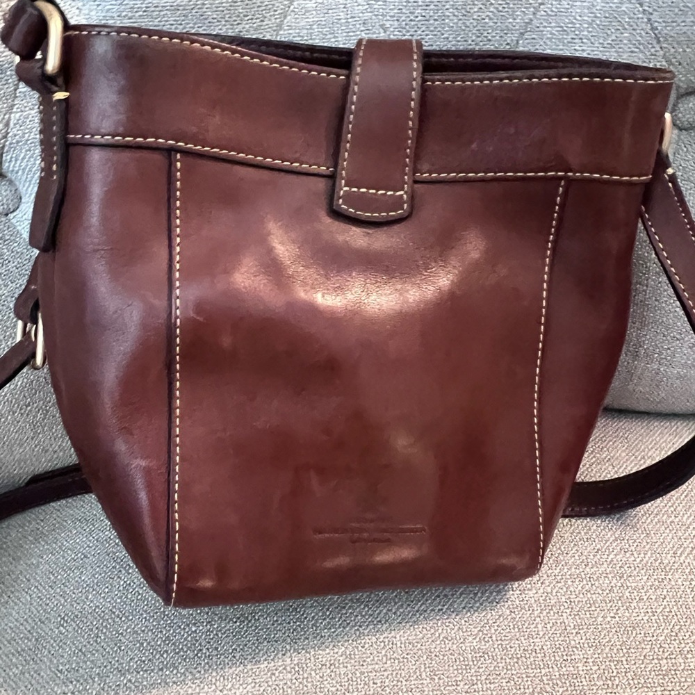 Dooney & Bourke Florentine crossbody bucket bag - Picture 5 of 7